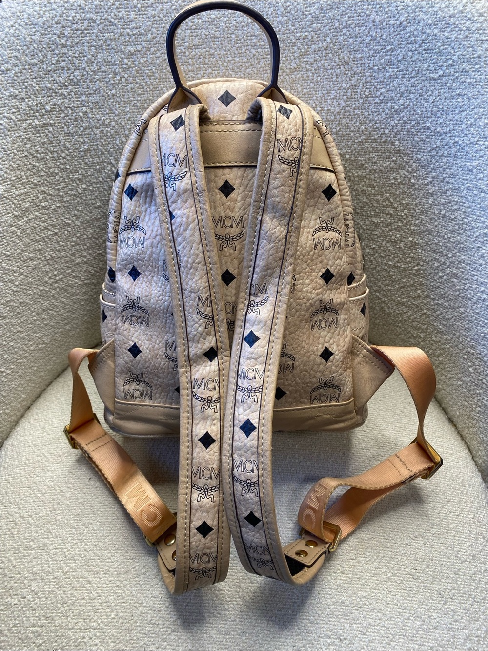 🛍️MCM Authentic Limited Edition Visetos Stark Rabbit Backpack Vintage 2017 - Picture 3 of 12